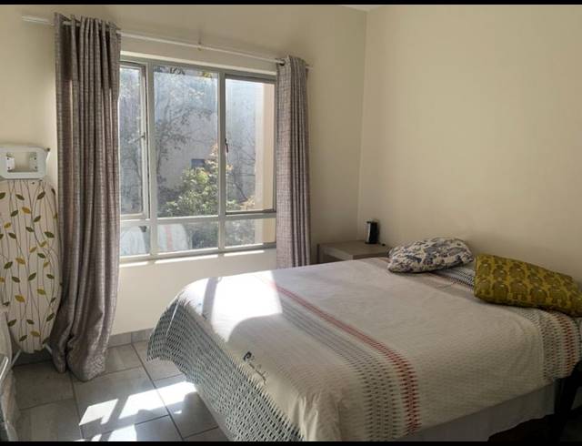 1 BEDROOM PROPERTY TO RENT IN LONEHILL